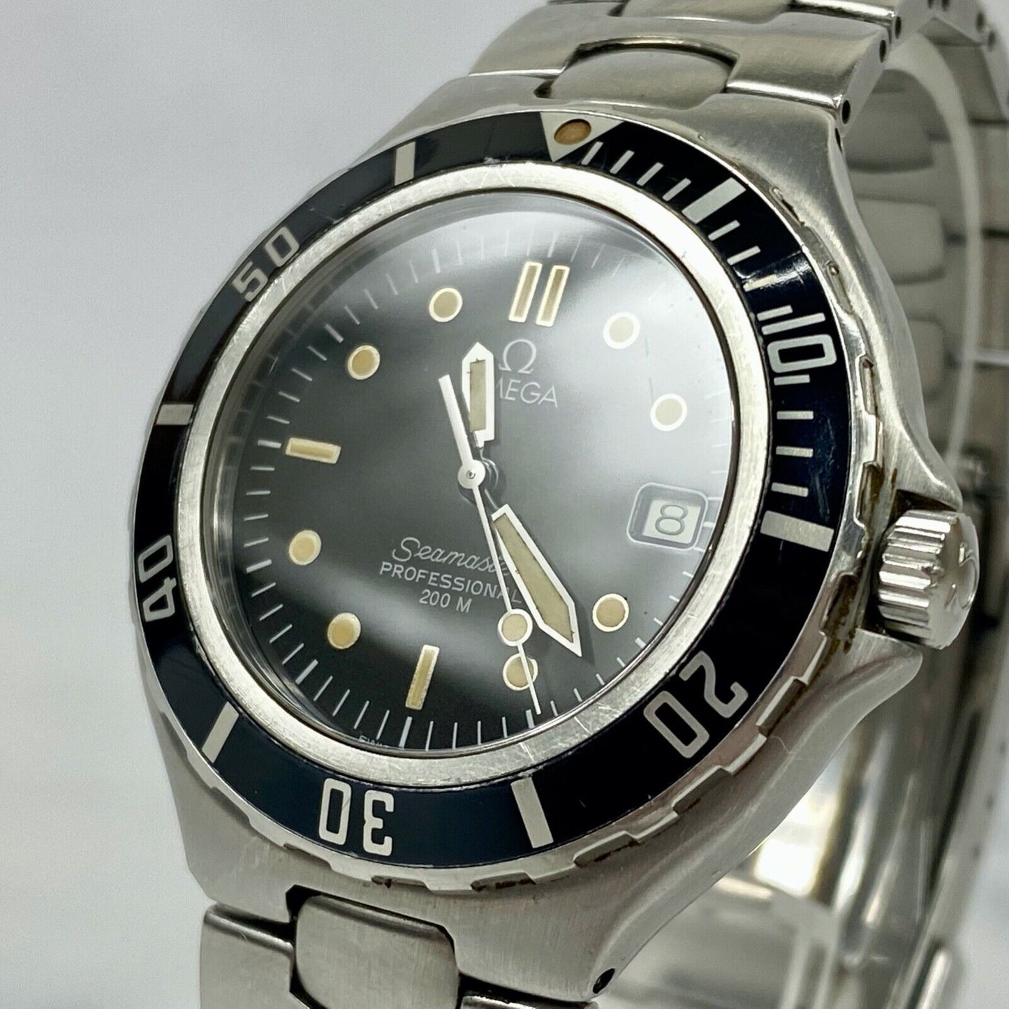 OMEGA Seamaster Professional 2850.50 Date Quartz Mens Watch Vintage Excellent