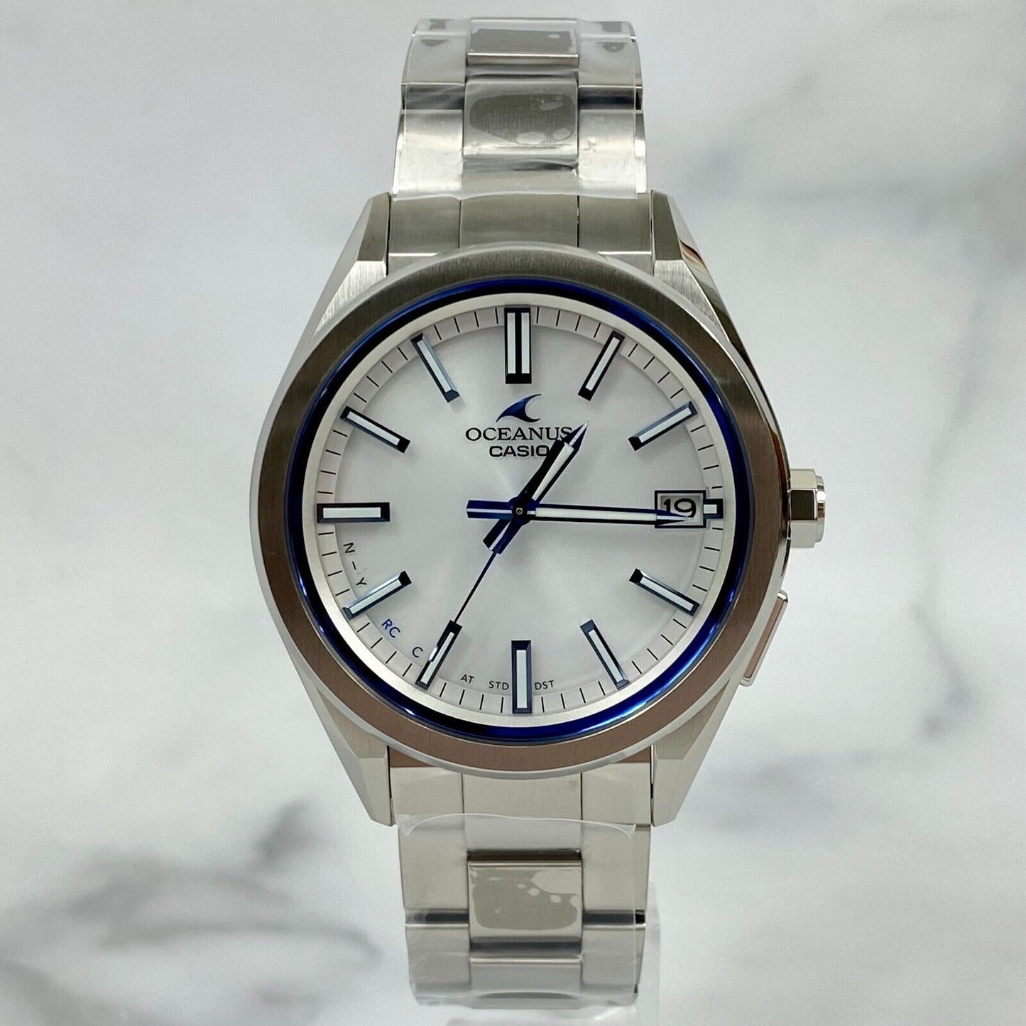 CASIO OCEANUS OCW-T200S-7AJF Silver Bluetooth Tough Solar Mens Watch New Japan
