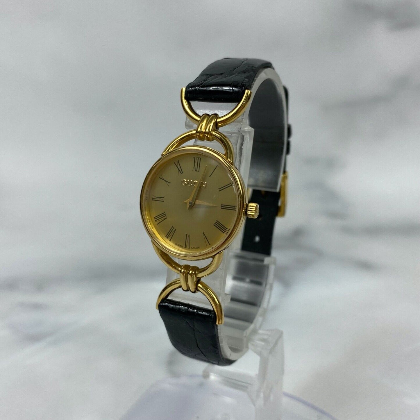 GUCCI 6000.2.L Swiss Gold Dial Roman Numerals Womens Watch Vintage Excellent