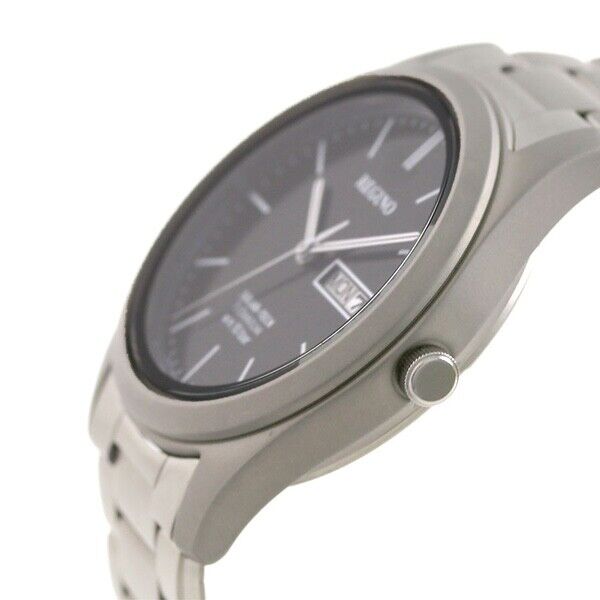 CITIZEN REGUNO KM1-415-51 Black Analog Titanium Solar-Tech Mens Watch New Japan