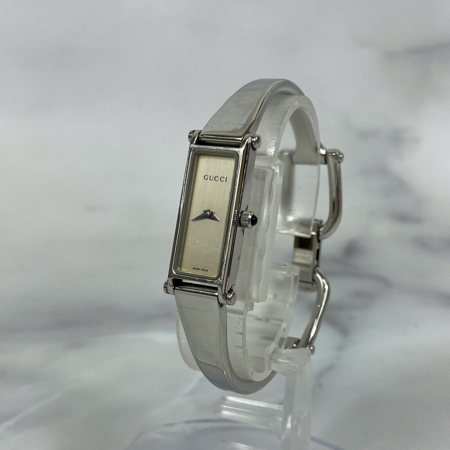 GUCCI 1500L Quartz Swiss White Dial Rectangle Womens Watch Vintage Excellent