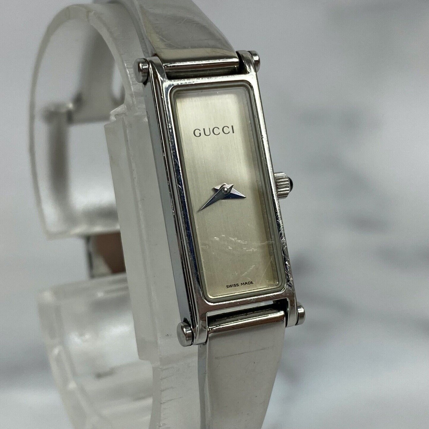 GUCCI 1500L Quartz Swiss White Dial Rectangle Womens Watch Vintage Excellent