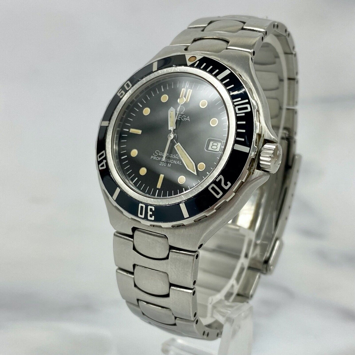 OMEGA Seamaster Professional 2850.50 Date Quartz Mens Watch Vintage Excellent