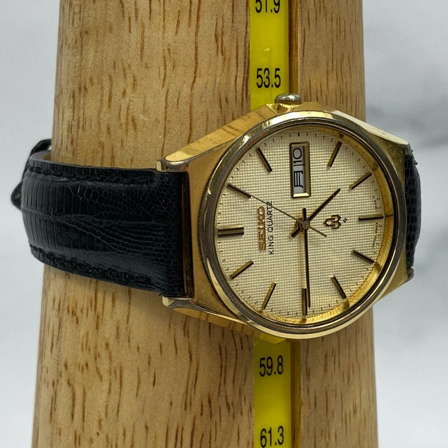 SEIKO KING QUARTZ 4823-8120 Gold Dial Day/Date Mens Watch Vintage Excellent