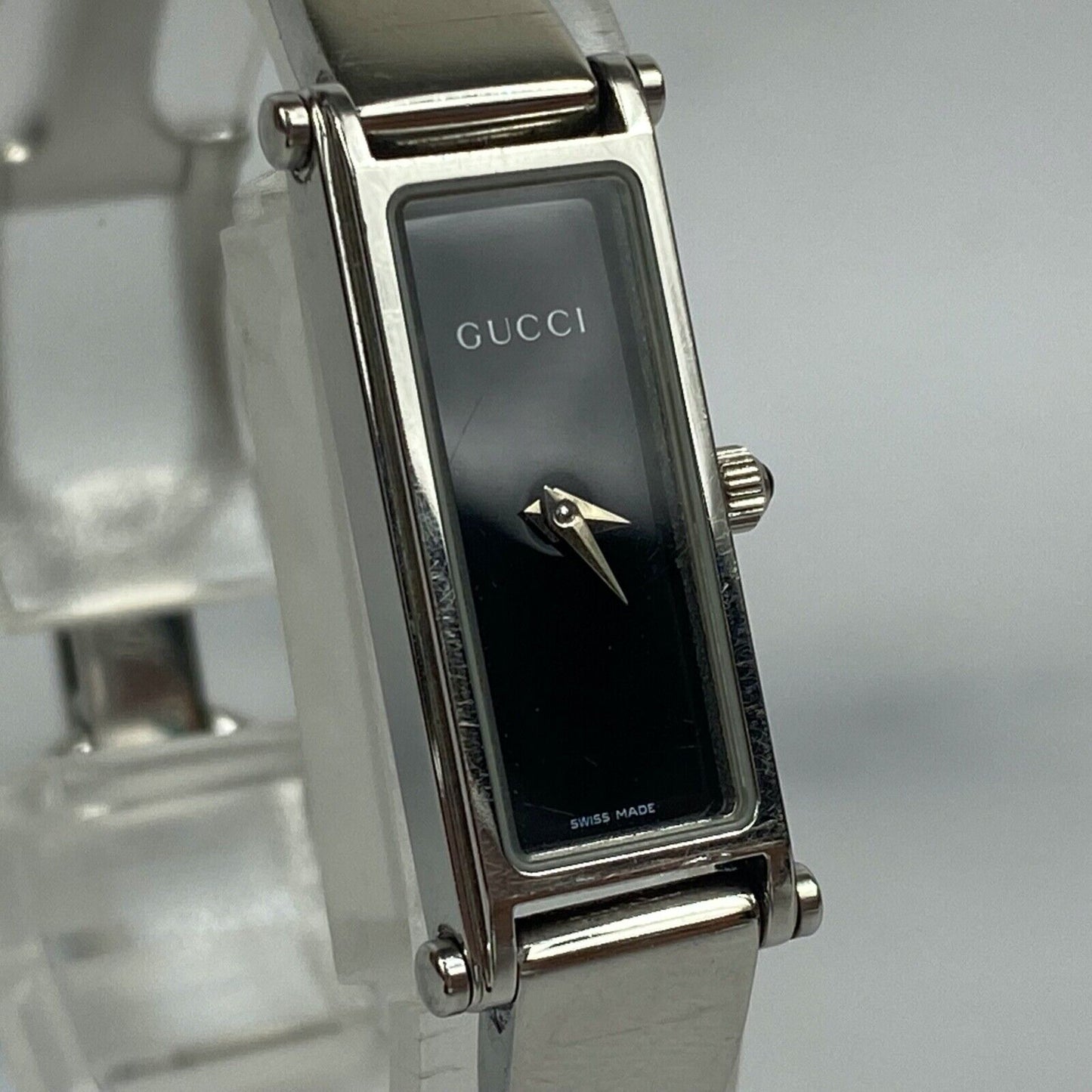 GUCCI 1500L Quartz Swiss Black Dial Rectangle Womens Watch Vintage Excellent