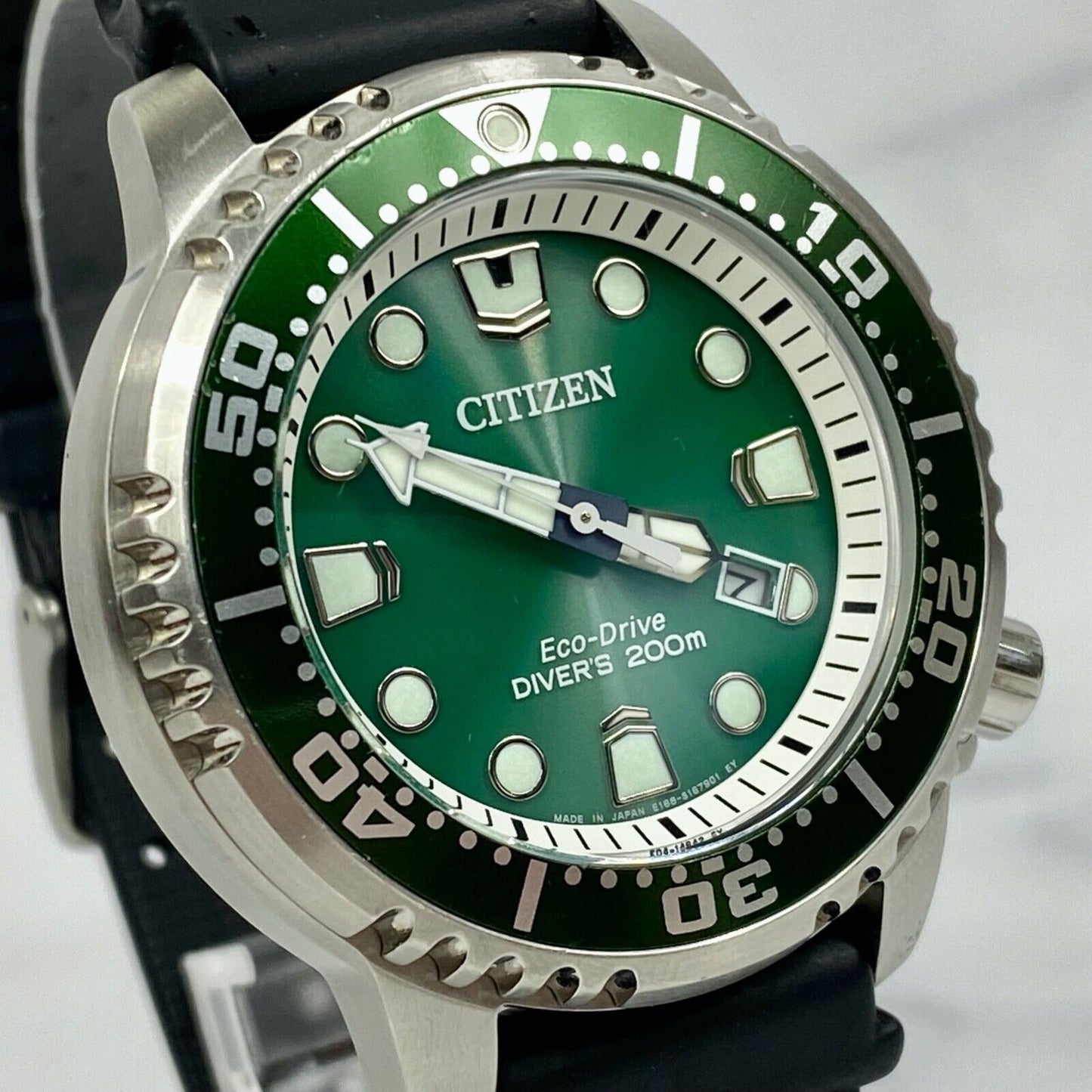 CITIZEN Eco Drive Diver's 200M E168-S122538 Solar Mens Watch Vintage Excellent