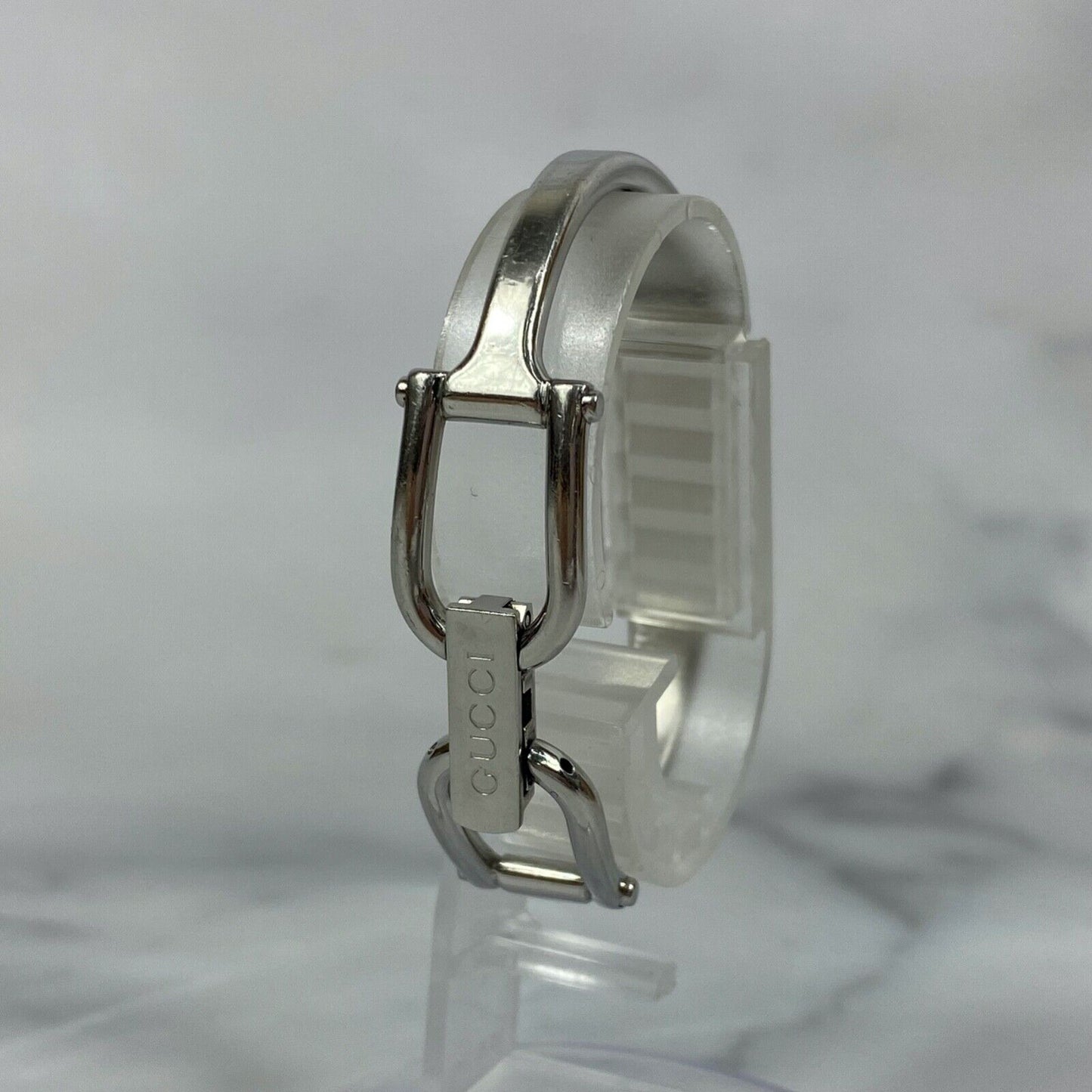 GUCCI 1500L Quartz Swiss White Dial Rectangle Womens Watch Vintage Excellent