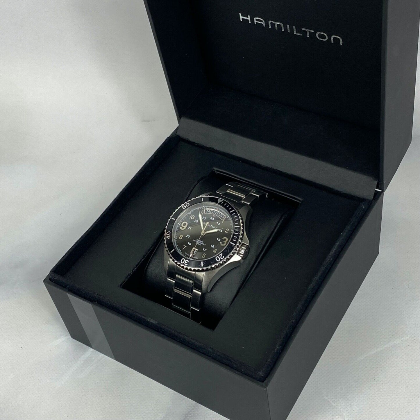 HAMILTON Khaki Navy Scuba H645150 Automatic 25J Mens Watch With Box Excellent