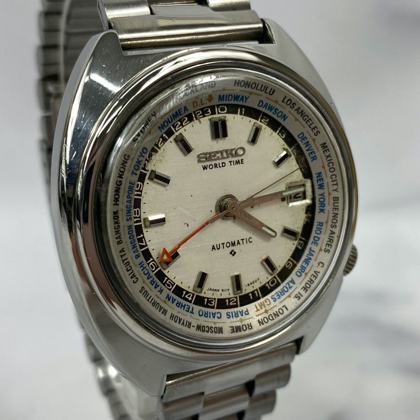 SEIKO World Time 6117-6400 Automatic Date Japan Mens Watch Vintage Excellent